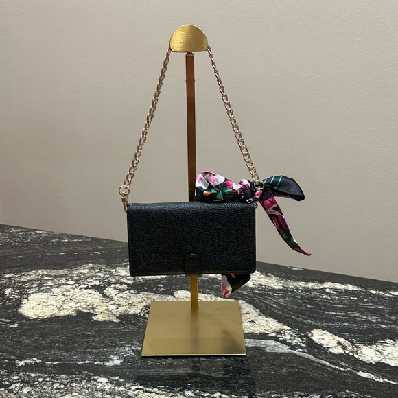 Coach Wallet on Chain - Picture 2 of 15